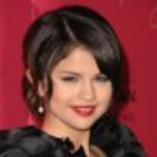 MV5BMTM0MzIyMDQ5OF5BMl5BanBnXkFtZTcwODczMjA5Mg@@._V1._CR0,0,279,279_SS90_ - xD SeLeNa GoMeZ