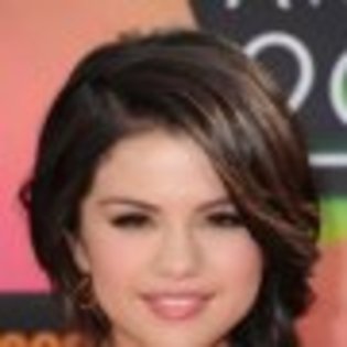 MV5BMTM2MTYzNzg4MF5BMl5BanBnXkFtZTcwODY4MjkyMw@@._V1._CR0,0,271,271_SS90_ - xD SeLeNa GoMeZ