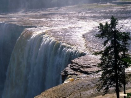 Alexandra Falls, Northwest Territory, Canada - cascade
