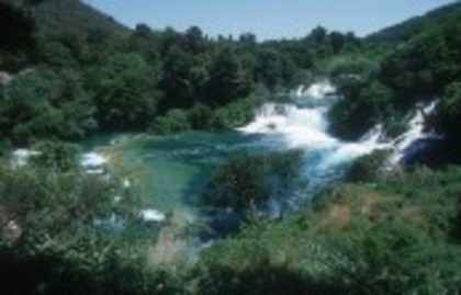 HUM8WXRCSS0P4ELIPHZKYK5DZ