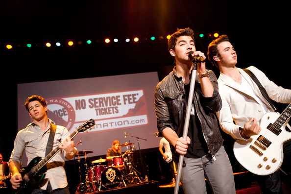 Jonas+Brothers+Jason+Garner+Support+Live+Nation+ynD8ADU0VAVl - free Jonas Brothers  Jason Garner Support Live Nation No Service Fee June