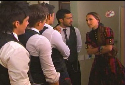 BelindaPhotosCom_Caps_Capitulo_5_(702) - 0-Belinda Peregrin-0
