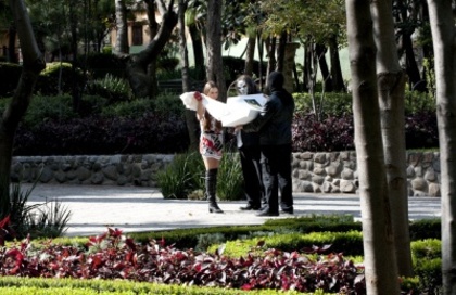 normal_el-amo-regala-vestido-a-valentina_11-6e510e3c-479f-102d-9cec-0019b9d5c8df_-_copia