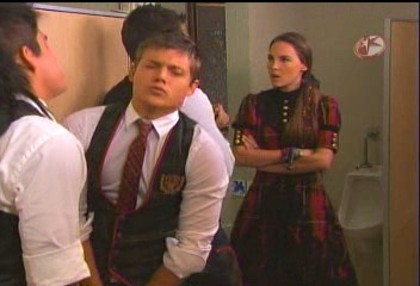 BelindaPhotosCom_Caps_Capitulo_5_(689) - Cameleonii