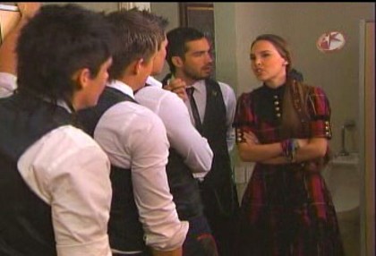 BelindaPhotosCom_Caps_Capitulo_5_(701) - Cameleonii