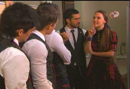 BelindaPhotosCom_Caps_Capitulo_5_(715) - Cameleonii