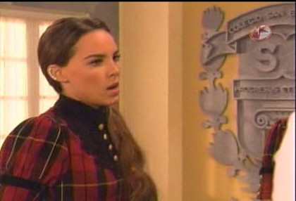 BelindaPhotosCom_Caps_Capitulo_5_(790) - Cameleonii