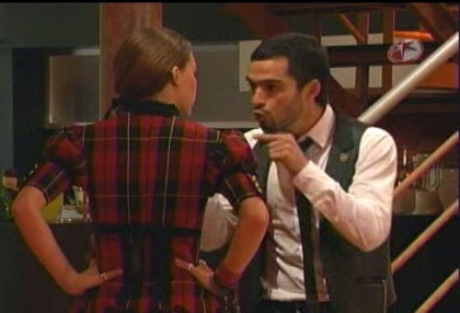 BelindaPhotosCom_Caps_Capitulo_5_(838) - Cameleonii