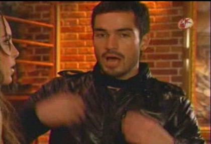 BelindaPhotosCom_Capturas_Camaleones_Capitulo_6_(168)