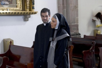 normal_belinda-se-vuelve-a-convertir-en-mo_5-f0f698ca-13ce-102d-83fc-0019b9d5c8df