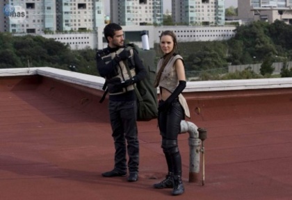 normal_Los-camaleones-saltan-del-edifico_8-8097b414-0010-102d-a0ec-0019b9d5c8df