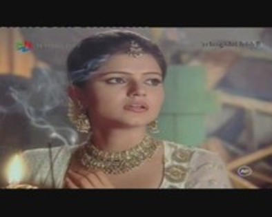 15701044_HFSOWZGAE - choti bahu