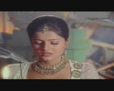 15701055_QUKHMCGYC - choti bahu