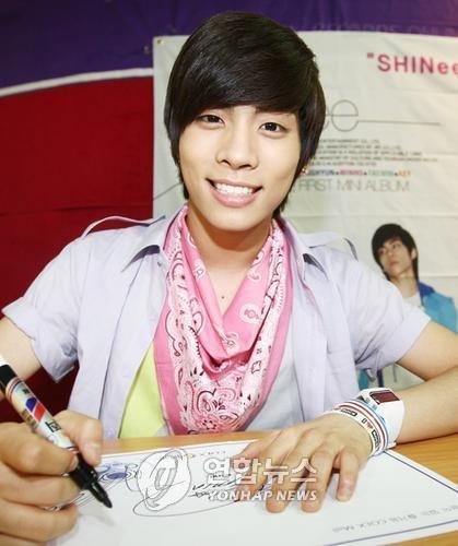 SHINee_Kim_Jonghyun9 - jonghyun