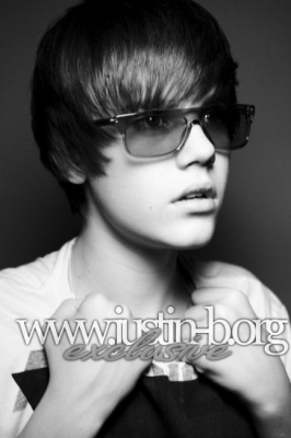 ~~ JusStiN BieEbEr ~~ - o_JuStiN phOtOshOoT 34_o