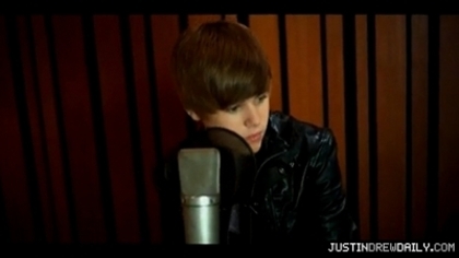 normal_Justin-Bieber-Never-Say-Never-ft-Jaden-Smith%5Bwww_savevid_com%5D_mp4_000005041 - 0_0 Justin Bieber - Never Say Never 0_0