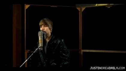 normal_Justin-Bieber-Never-Say-Never-ft-Jaden-Smith%5Bwww_savevid_com%5D_mp4_000029625 - 0_0 Justin Bieber - Never Say Never 0_0