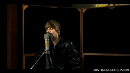 normal_Justin-Bieber-Never-Say-Never-ft-Jaden-Smith%5Bwww_savevid_com%5D_mp4_000030541 - 0_0 Justin Bieber - Never Say Never 0_0