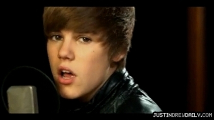 normal_Justin-Bieber-Never-Say-Never-ft-Jaden-Smith%5Bwww_savevid_com%5D_mp4_000031291 - 0_0 Justin Bieber - Never Say Never 0_0