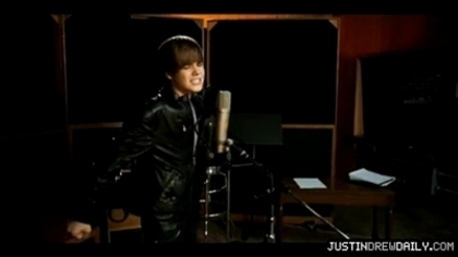 normal_Justin-Bieber-Never-Say-Never-ft-Jaden-Smith%5Bwww_savevid_com%5D_mp4_000100750