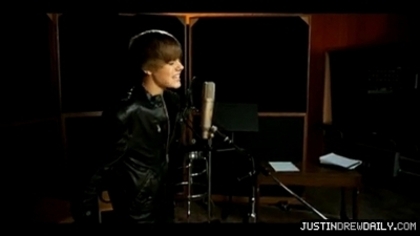 normal_Justin-Bieber-Never-Say-Never-ft-Jaden-Smith%5Bwww_savevid_com%5D_mp4_000101166