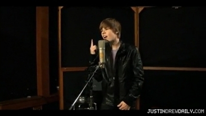 normal_Justin-Bieber-Never-Say-Never-ft-Jaden-Smith%5Bwww_savevid_com%5D_mp4_000176541 - 0_0 Justin Bieber - Never Say Never 0_0