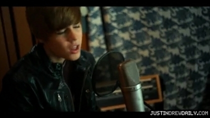 normal_Justin-Bieber-Never-Say-Never-ft-Jaden-Smith%5Bwww_savevid_com%5D_mp4_000176791 - 0_0 Justin Bieber - Never Say Never 0_0