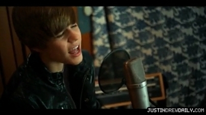 normal_Justin-Bieber-Never-Say-Never-ft-Jaden-Smith%5Bwww_savevid_com%5D_mp4_000177416 - 0_0 Justin Bieber - Never Say Never 0_0