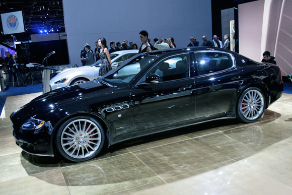 Detroit 2009 Maserati Quattroporte Sport GT S is a mouthful - Maserati