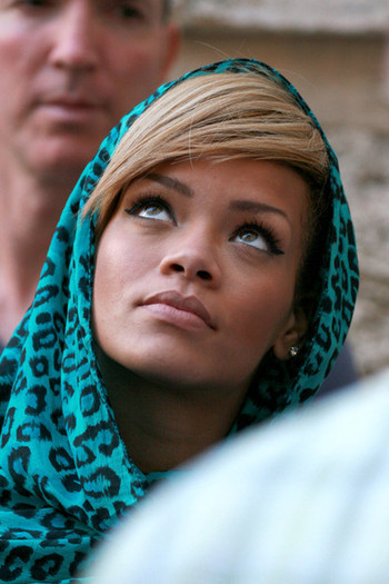 rihannagetsculturedja1h
