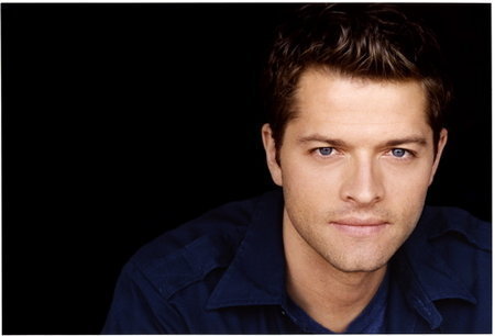 misha-collins-castiel-supernatural-2455195-450-306 - Supernatural