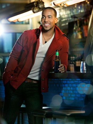 Anthony (Romeo) Santos