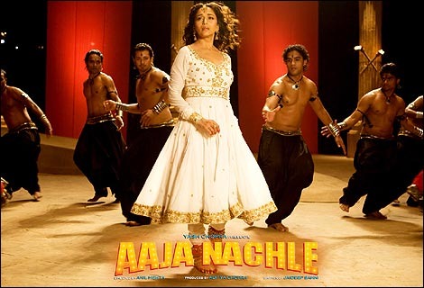 aaja_nachle_gallery_18_470x320 - Aaja nachle