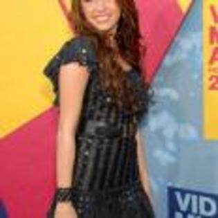 Miley_Cyrus_1241615747_1