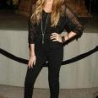 Ashley_Tisdale_1247554208_1