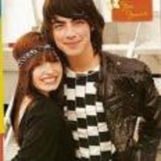 Demi_Lovato_1254691527_3