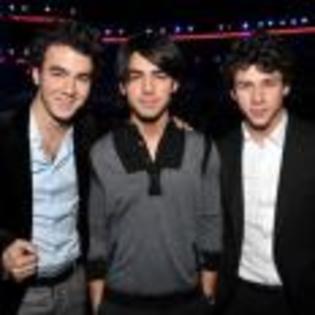 Kevin-Jonas-1237395601