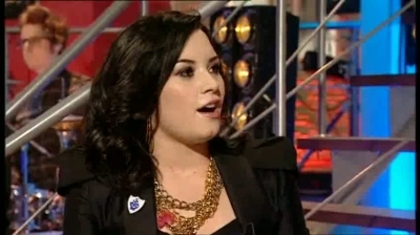 normal_Live_at_Alan_Demi_Lovato_on_Blue_Peter_-_Interview_Part_2_351