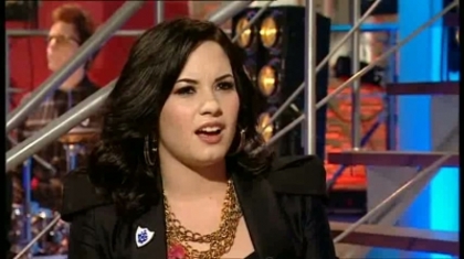 normal_Live_at_Alan_Demi_Lovato_on_Blue_Peter_-_Interview_Part_2_356
