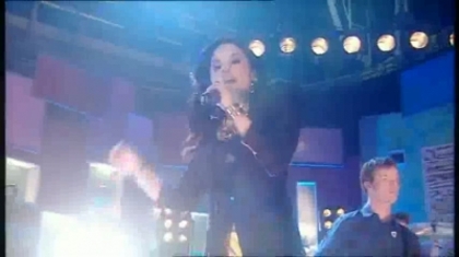 normal_Live_at_Alan_Demi_Lovato_on_Blue_Peter_-_Remember_December_Part_1_105