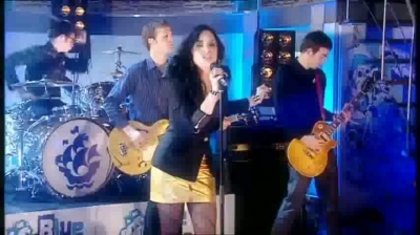 normal_Live_at_Alan_Demi_Lovato_on_Blue_Peter_-_Remember_December_Part_1_166