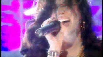 normal_Live_at_Alan_Demi_Lovato_on_Blue_Peter_-_Remember_December_Part_1_492