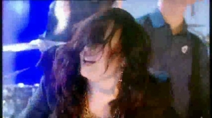 normal_Live_at_Alan_Demi_Lovato_on_Blue_Peter_-_Remember_December_Part_1_510