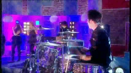 normal_Live_at_Alan_Demi_Lovato_on_Blue_Peter_-_Remember_December_Part_1_637