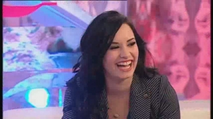 normal_Live_at_Alan_T4-_Demi_Lovato_Interview_-_kissing_Jonas_Brothers__582 - 0-Demi Lovato-0