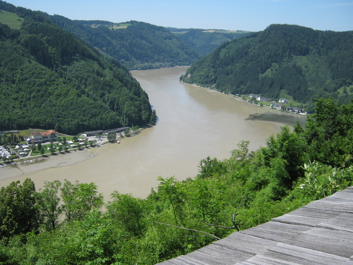 partea din spre Passau - Regensburg-straubing-passau-linz-Grein-Melk-Tuln-Wiena