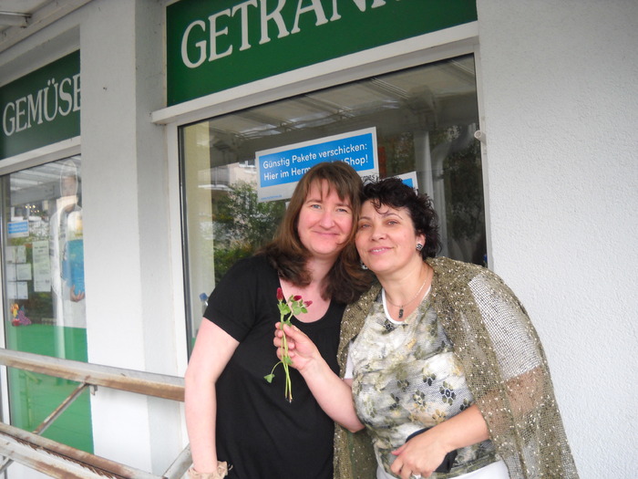 Antja si venita din Romania, ......