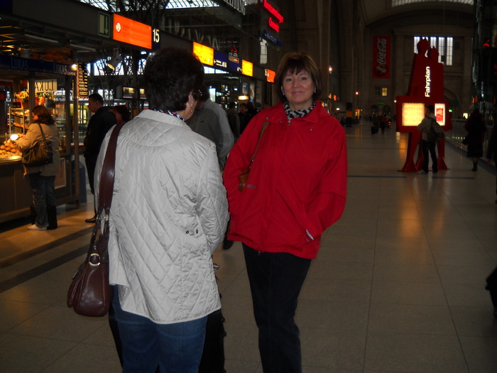 surorile la "intersectie"......