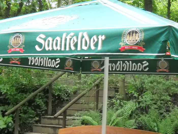 ...ne gandim si la o ....