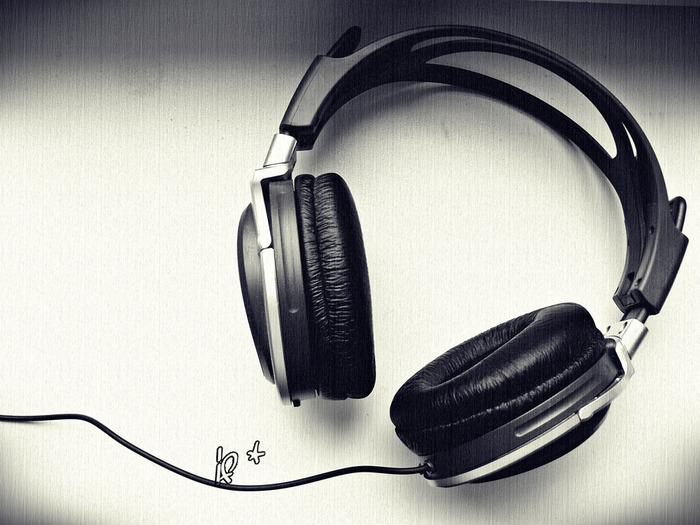  - LoVe MuSiC